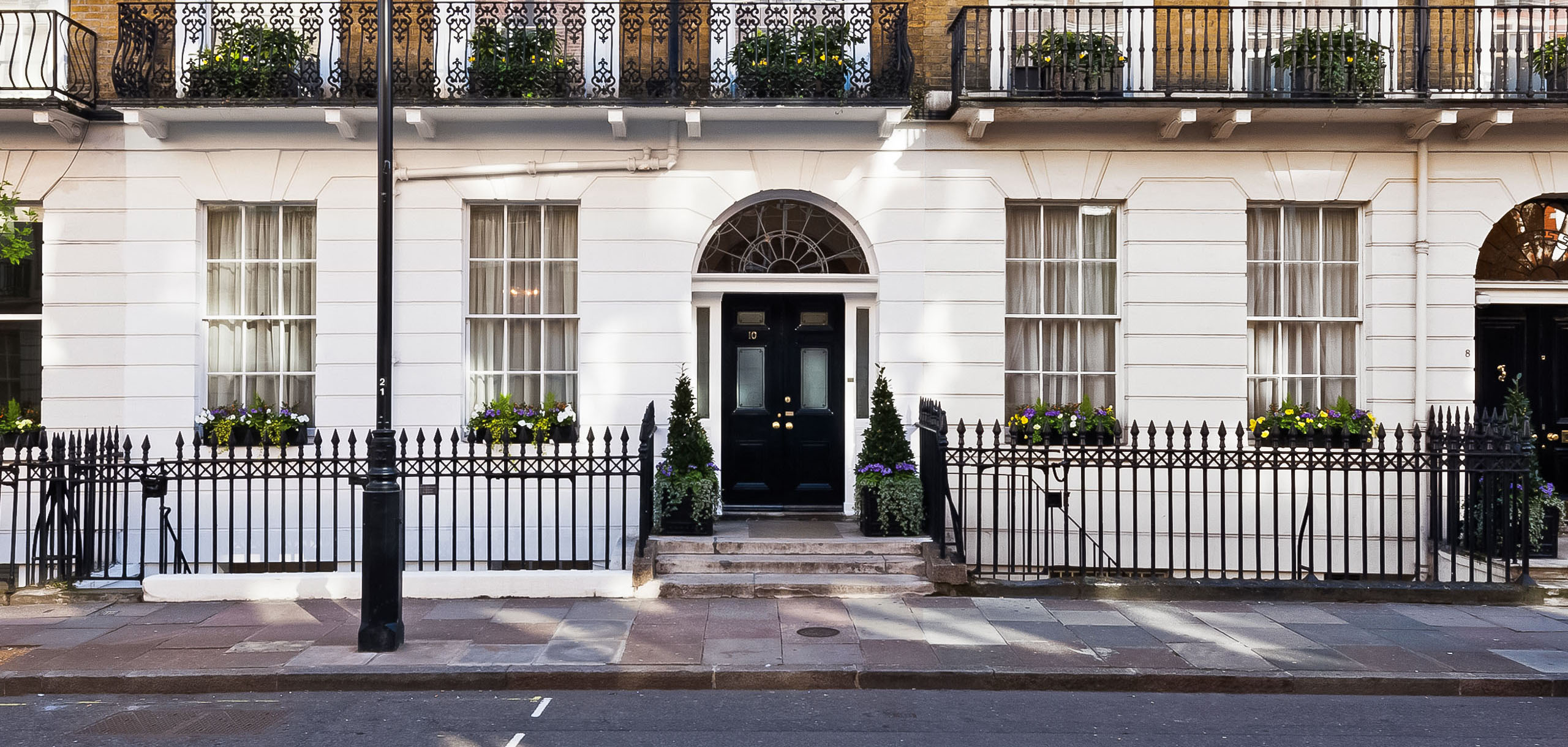 Ten Harley Street view from outside